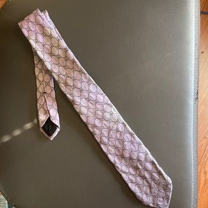 Mens iridescent GUCCI interlocking GG pattern tie